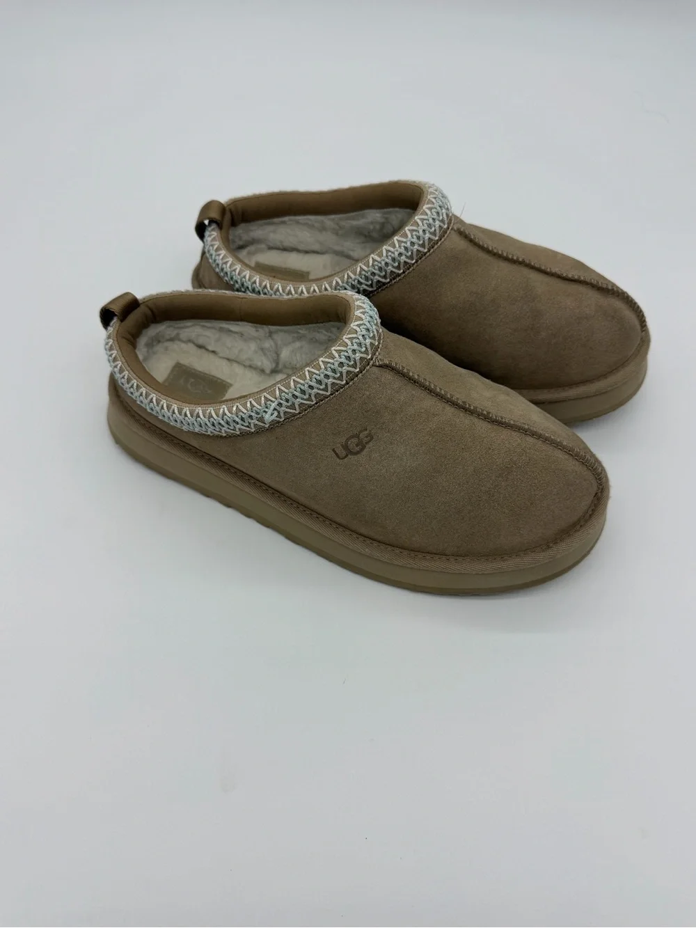 UGG Tasman Slipper Mustard Seed Suede Youth 6 Fits Women 7.5 - 8 Platform 114377